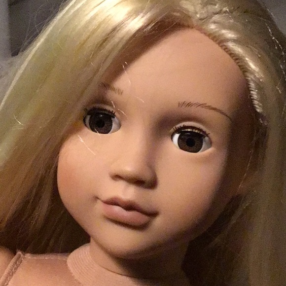 Our Generation doll Phoebe - Picture 1 of 16